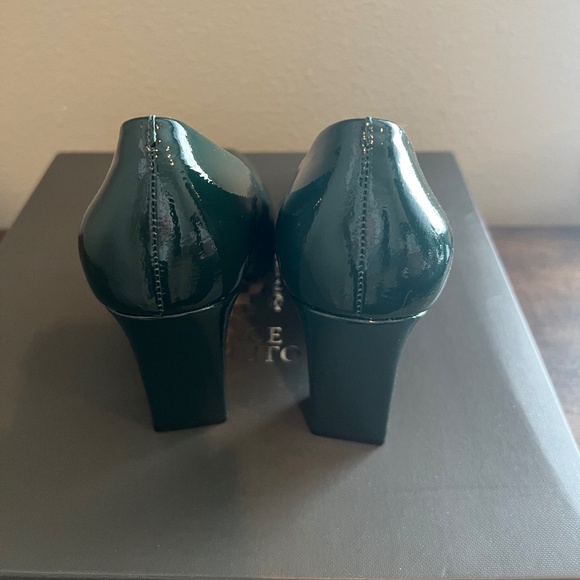 Vince Camuto Women's SIBRINA PUMP Color Mallard Green Sz 7.5 - Worn Once Indoors - Picture 6 of 11